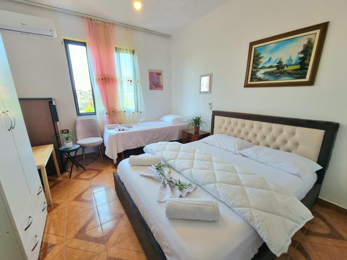 Guest House Vila Elezi Durrës Eksteriør bilde